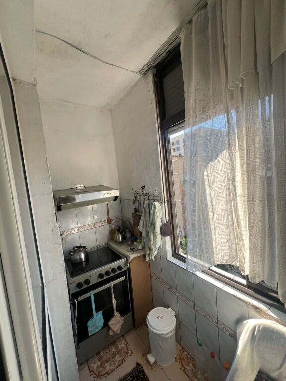 VENDESI APPARTAMENTO 2+1 PAZARI I RI 165.000 EURO FH-76021