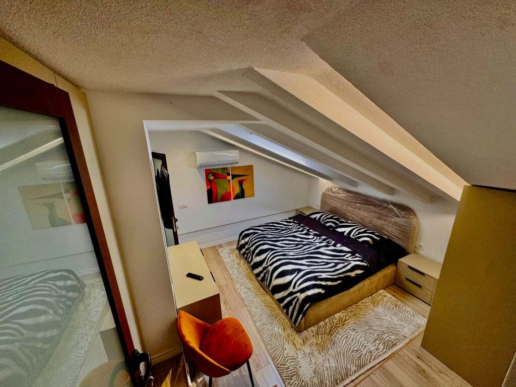 DUPLEX IN AFFITTO ALLA SCUOLA UNITA