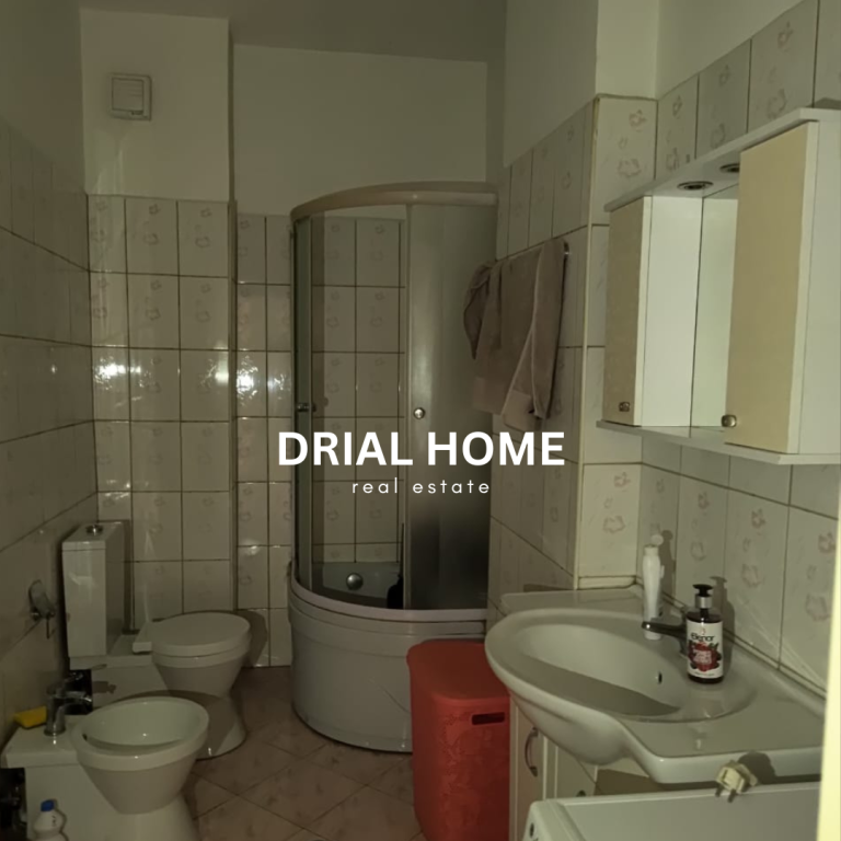 Apartament me qera 1+1