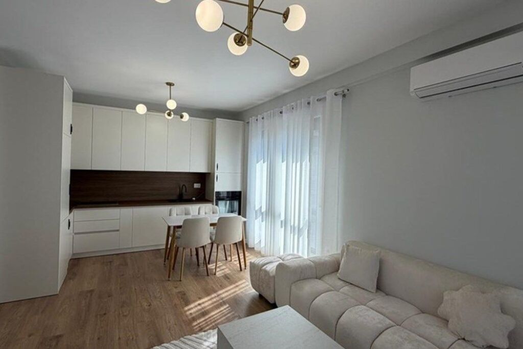 Apartament 2+1+2 me Qira ne Porcelan