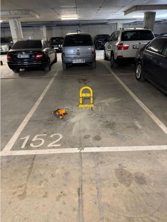 Posto Auto -1 in Vendita Vicino a Mangalem 21