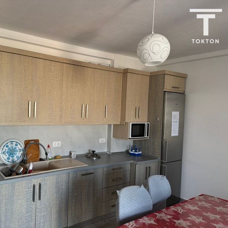 QIRA, APARTAMENT 3+1+2, RRUGA "5 MAJ", TIRANE