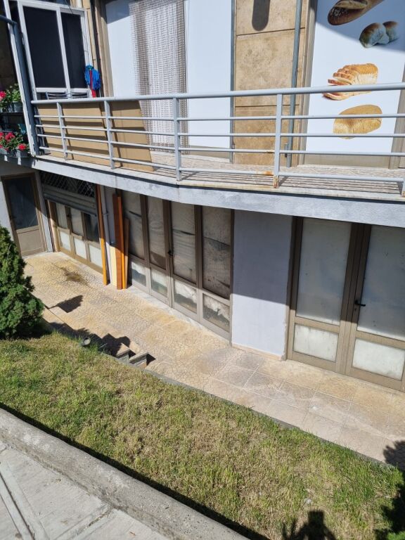 Korce, Shop for Sale 45 m² at Francezet