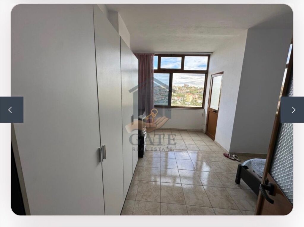 Shitet Apartament 1+1 ne Plazh
