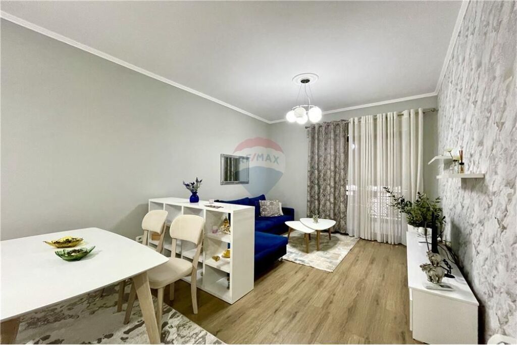Appartamento - In Affitto - Complesso Delijorgji, Tirana
