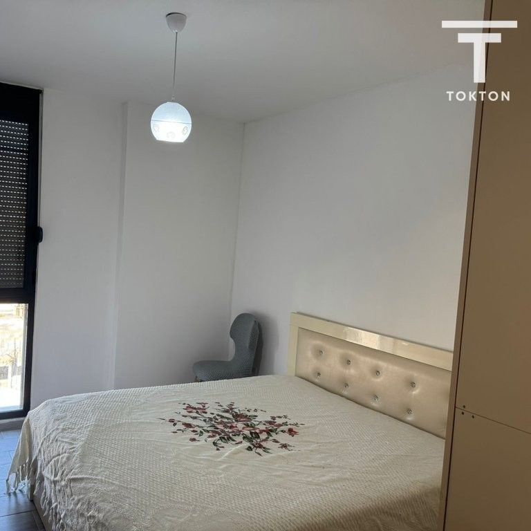 QIRA, APARTAMENT 3+1+2, RRUGA "5 MAJ", TIRANE