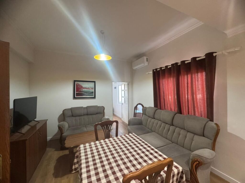Apartament 1+1 me qira – Selite e Vogel ( afer uni Marin Barleti) !