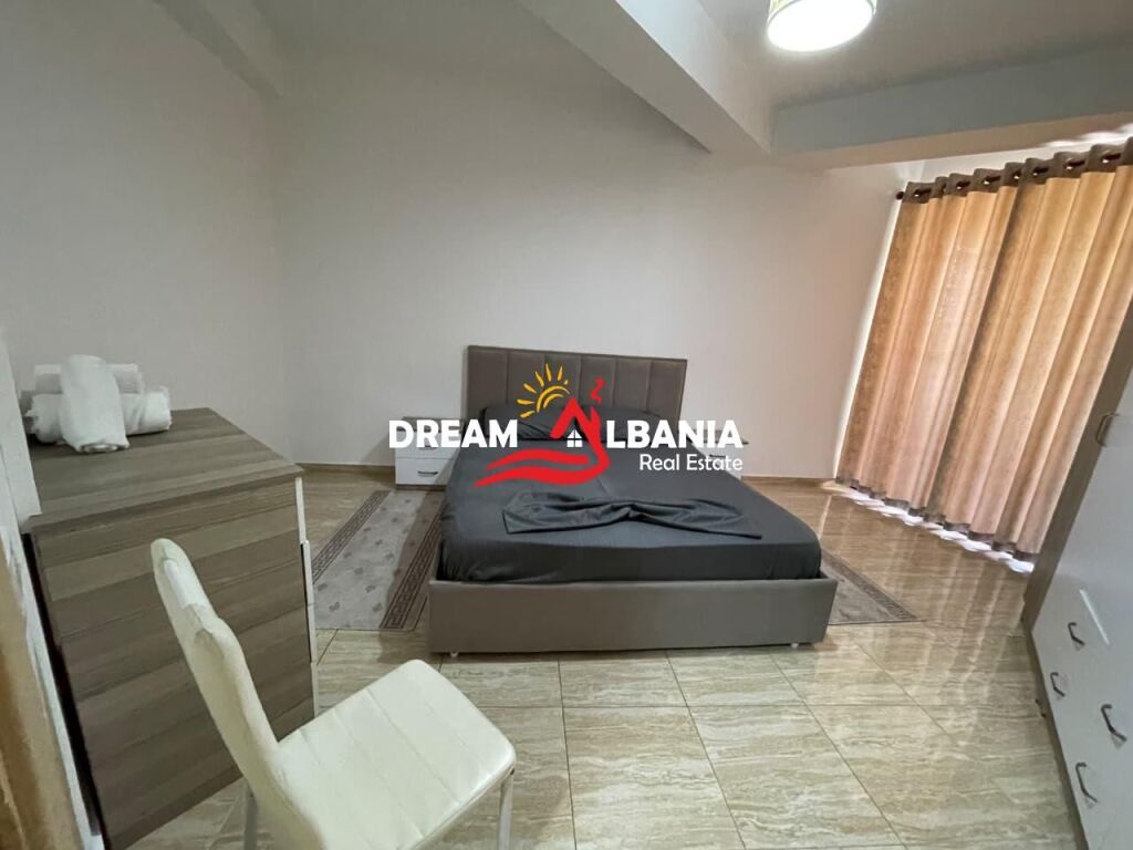 Jepet Apartament 1+1 me qera pranë Pallatit me Shigjeta (ID 42111583)