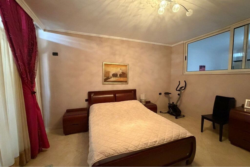 Shitet Apartament 2+1 ne Astir