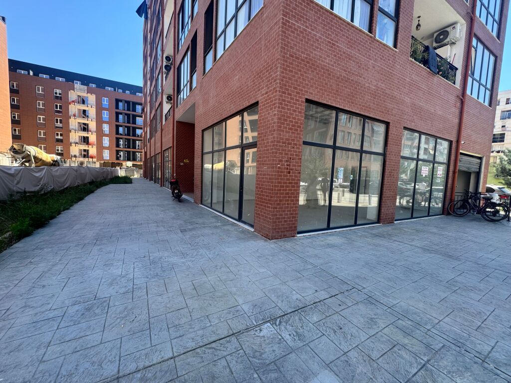 Business premises 60 m2 for rent at Jordan Misja