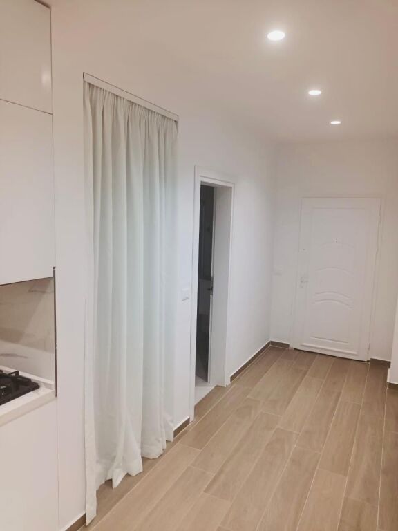 JEPET ME QERA APARTAMENT 2+1 NE ZONEN E PLAZHIT ILIRIA, DURRES
