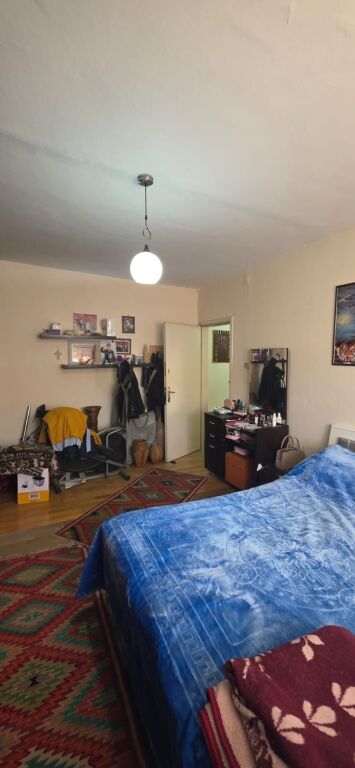 Shitet apartament 1+1 ne Kombinat