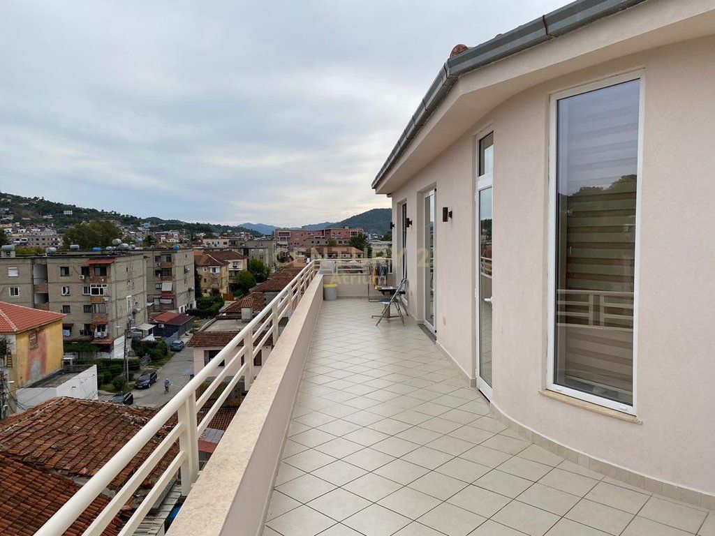 SHITET DUPLEKS NË KOMBINAT – SUPER MUNDËSI INVESTIMI! 250,000 €