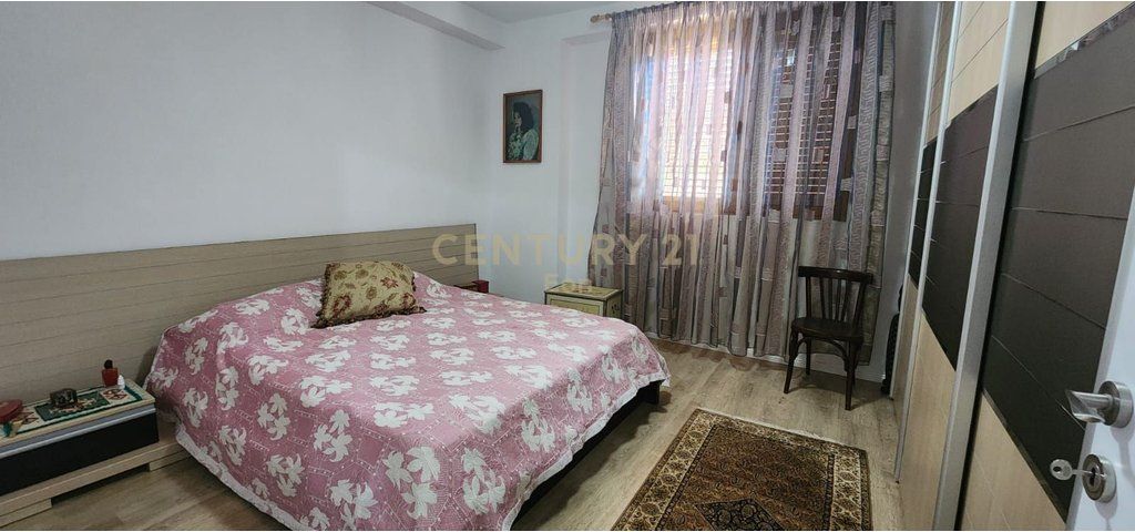 JEPET ME QERA APARTAMENT 2+1+2 ME VERANDE, LAGJJA 17, DURRES !