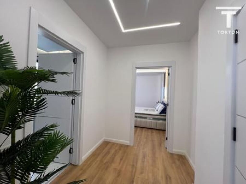 SHITET, APARTAMENT 2+1+2, PALLATI ME SHIGJETA, TIRANË