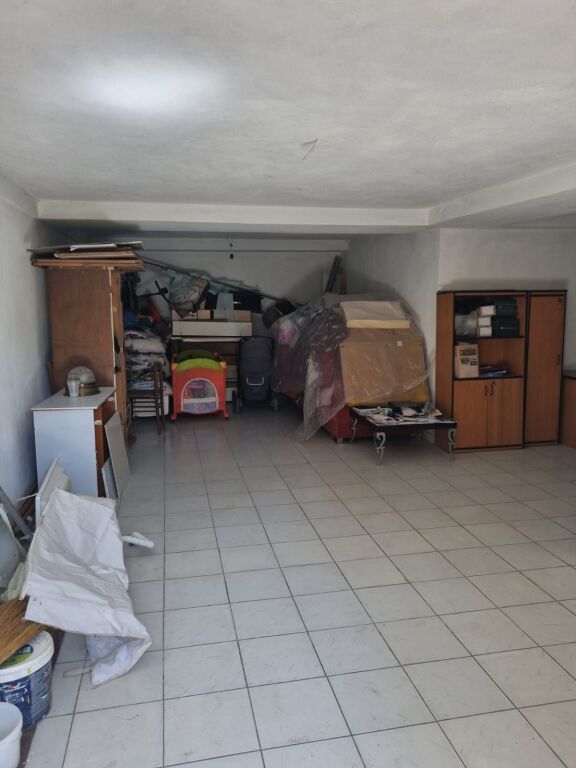 Korce, Shop for Sale 45 m² at Francezet