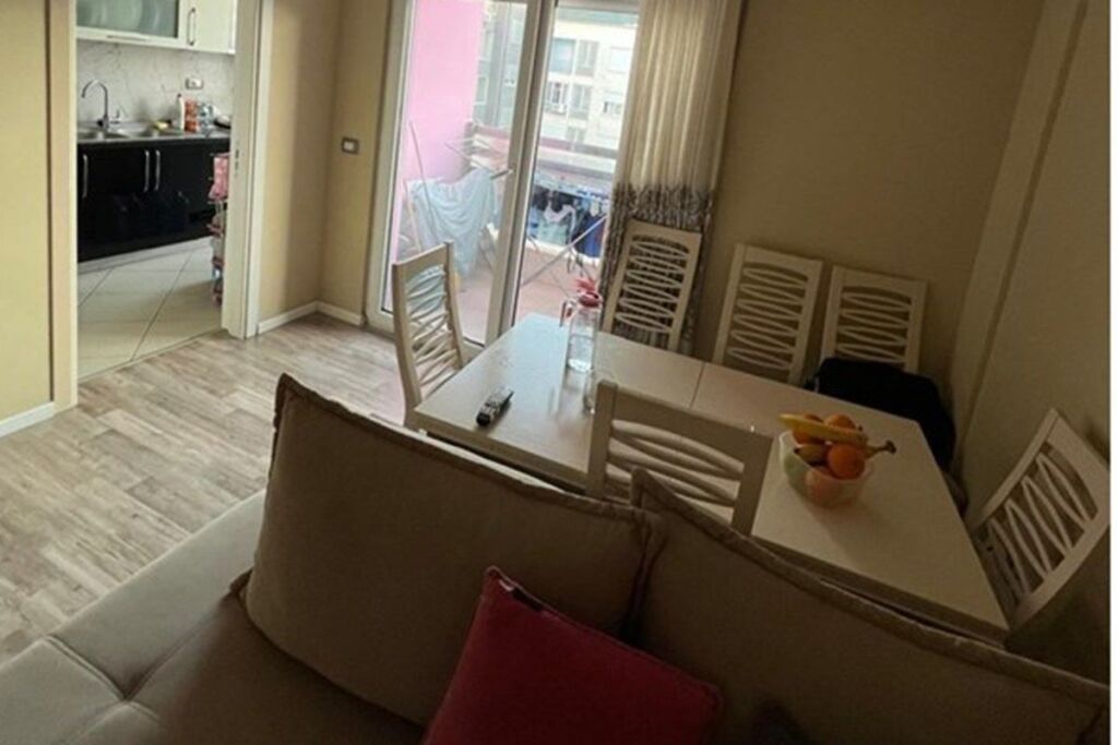 Apartament 1+1 me Qira ne Porcelan