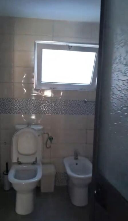Rent | Apartament 1 + 1 | Komuna Parisit | 450 €/month