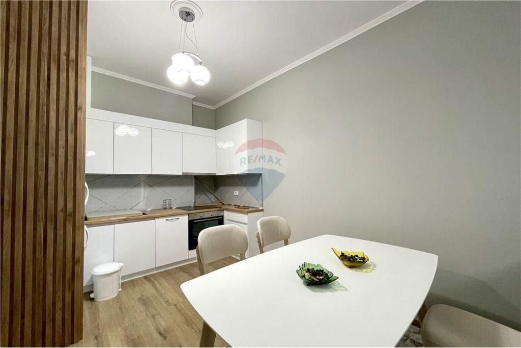 Appartamento - In Affitto - Complesso Delijorgji, Tirana