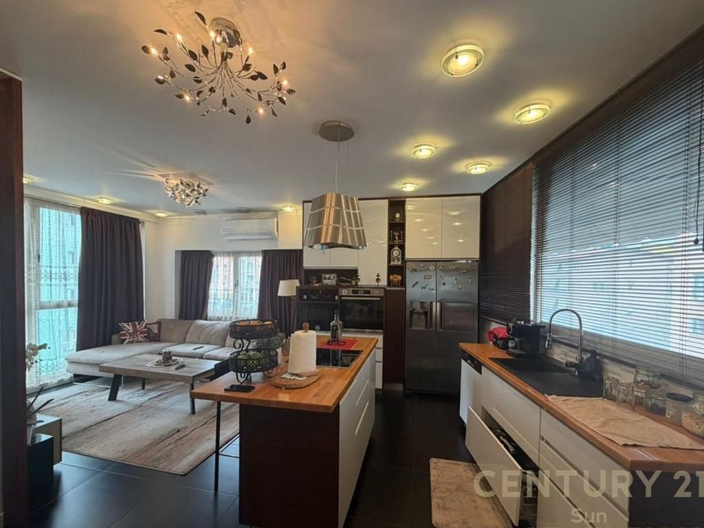 DUPLEX FOR RENT AT KISTAL CENTER