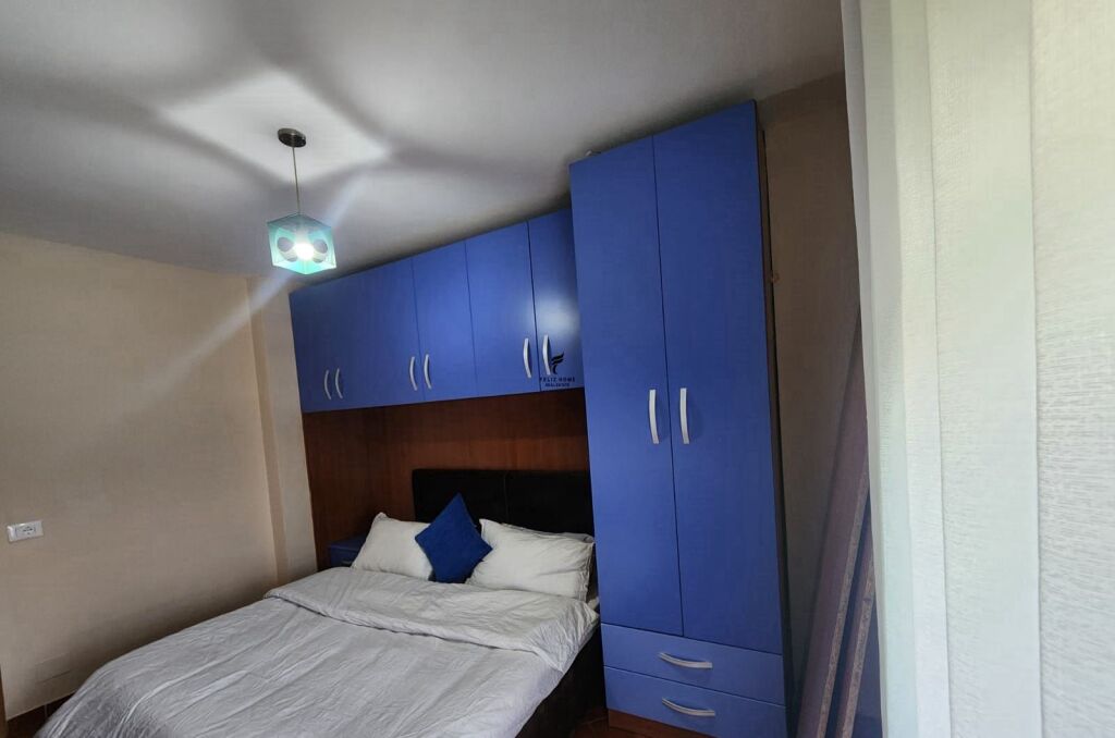 APARTAMENT ME QERA 1+1 RRUGA E KAVAJES 45.000 LEKE FH-76169
