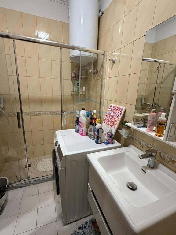 I rent a 1+1 apartment in Yzberisht