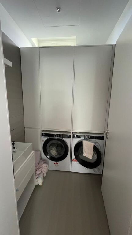 Shitet, Vilë Moderne, Vishnjë, Tiranë – 1,200,000€ | 750 m² truall | 250 m² ndërtim