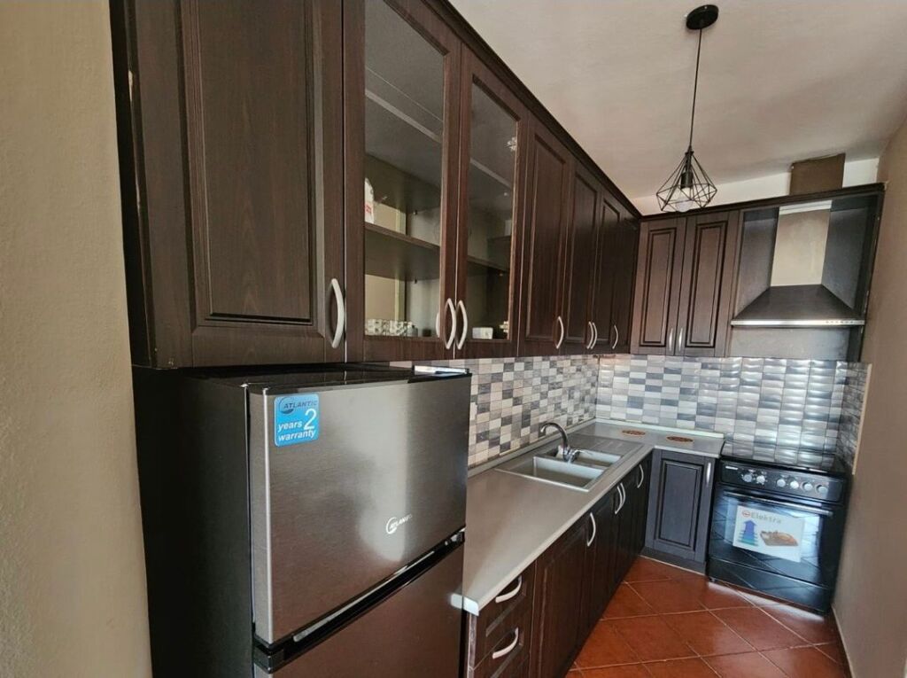 Qera | Apartament 1 + 1 | Pallati me Shigjeta | 450 €/muaj
