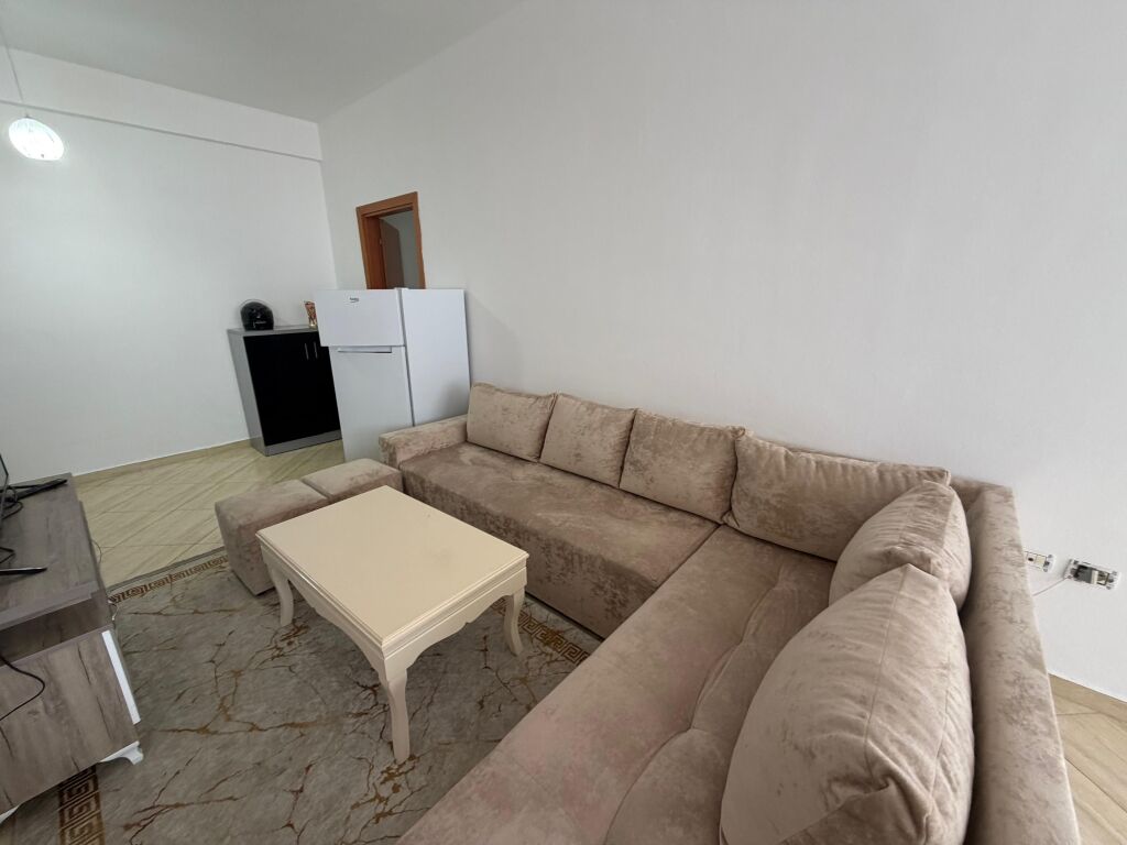 Apartament me qera 2+1 Fresk