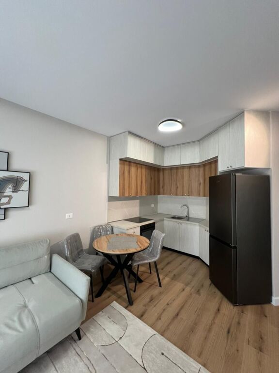 Jepet me qera apartament 1+1
