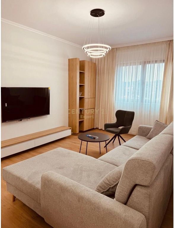 Apartament Me Qera