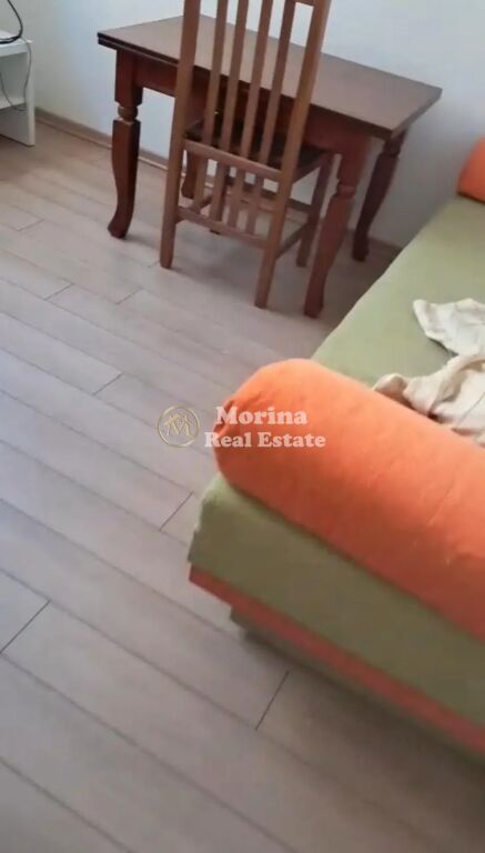 Rent | Apartament 1 + 1 | Komuna Parisit | 450 €/month