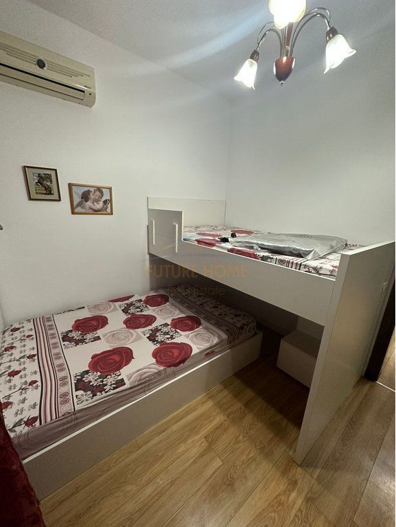 Qira, Apartament 2+1, Pallatet Shallvare, Tiranë
