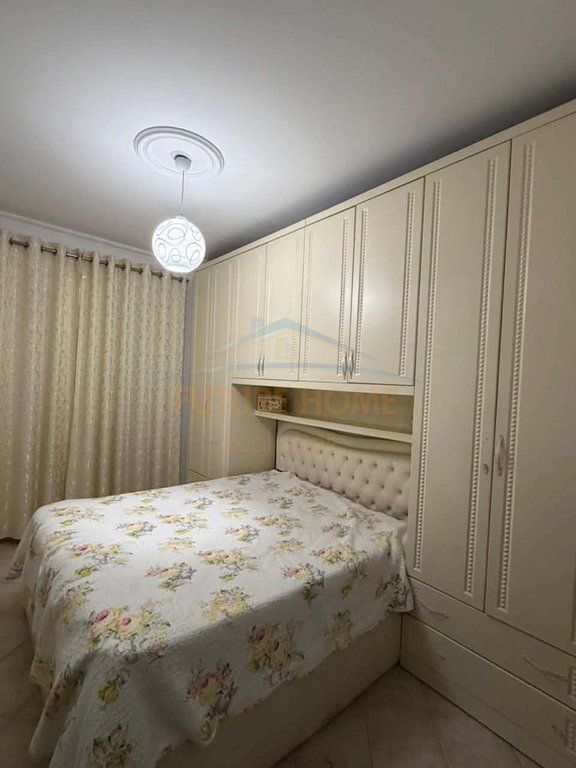 I rent a 1+1 apartment in Yzberisht