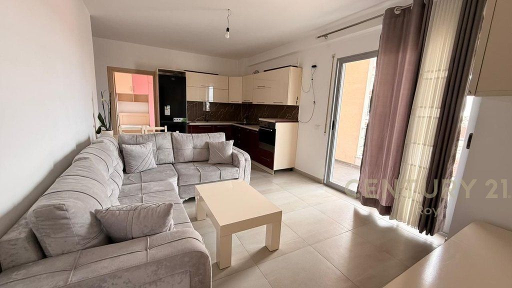 Apartament 2+1 Me Qira në Stadiumi, Durrës - 400€ | 68 m²