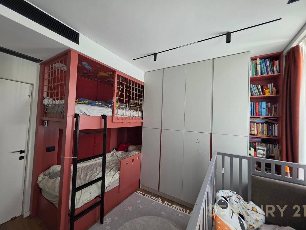 VENDESI APPARTAMENTO 2+1 + POSTO AUTO NEL NUOVO BOULEVARD 250,000 €