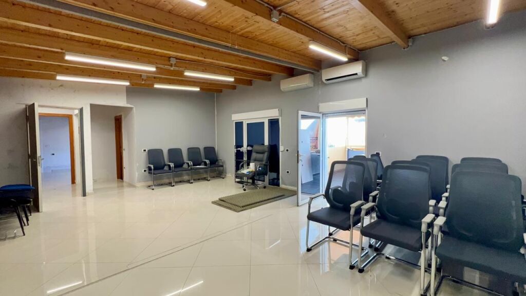 Premium Office for Rent⚜️: 3 Office Spaces + 1 Veranda📍Rruga e Kavajës (Near Esp Oil, Roadside) - Area 200m² - 3000€/Month || Super Total Privacy
