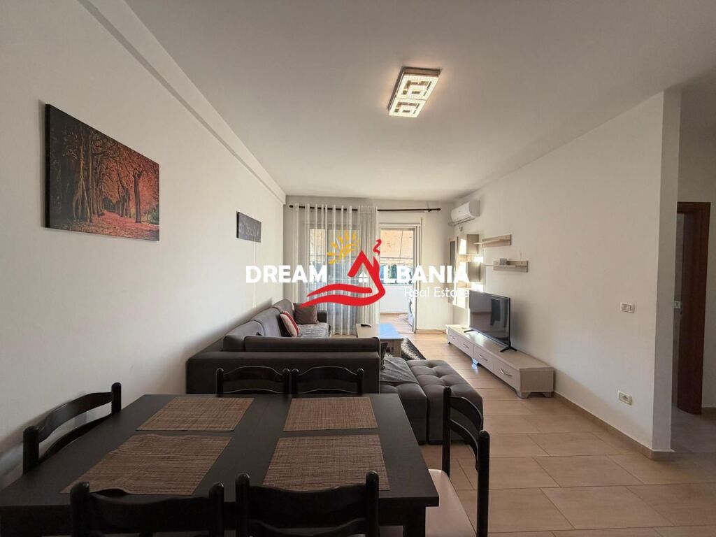 Appartamento 1+1 in Affitto vicino allo Zoo, Tirana (ID: 42111584)