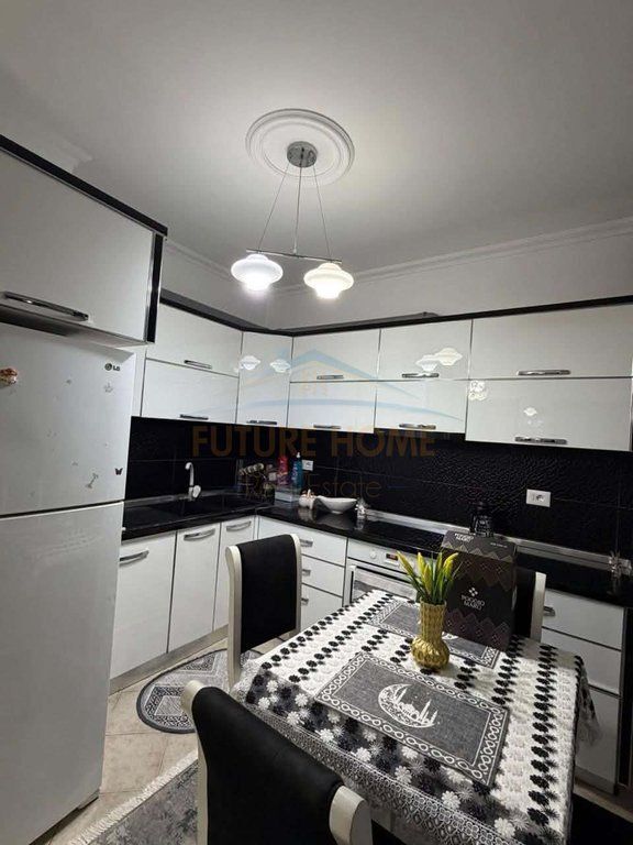 I rent a 1+1 apartment in Yzberisht