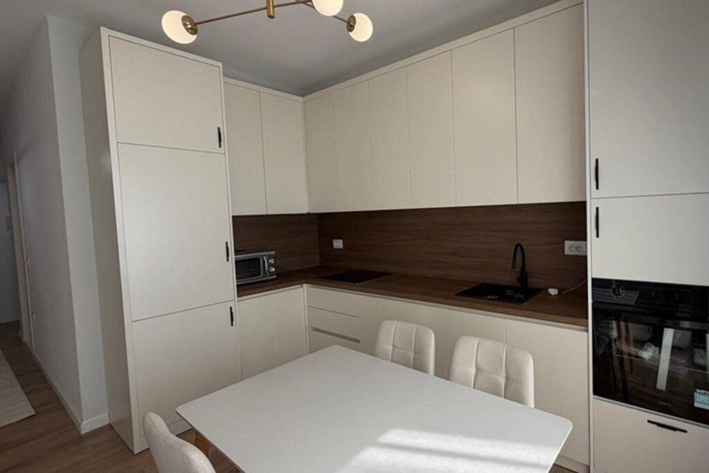 Apartament 2+1+2 me Qira ne Porcelan