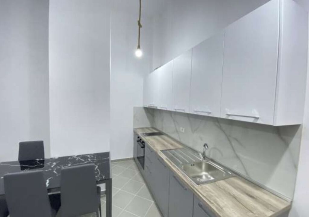 Apartament 1+1 me Qira Prane Fushes ne Ali Dem