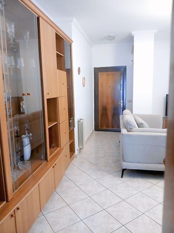 For rent 3+1+2 at Siri Kodra ,🏷️70,000 Leke