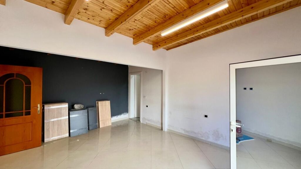 Premium Office for Rent⚜️: 3 Office Spaces + 1 Veranda📍Rruga e Kavajës (Near Esp Oil, Roadside) - Area 200m² - 3000€/Month || Super Total Privacy