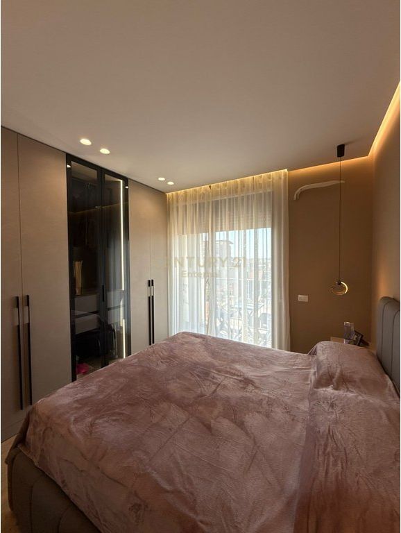 Appartamento 1+1 In Affitto presso il Complesso 'ASL', a Xhamllik 500 € /Mese