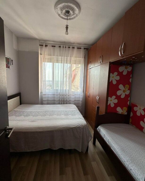 🏡 Shitet Apartament 1+1 + Ballkon në Kamëz