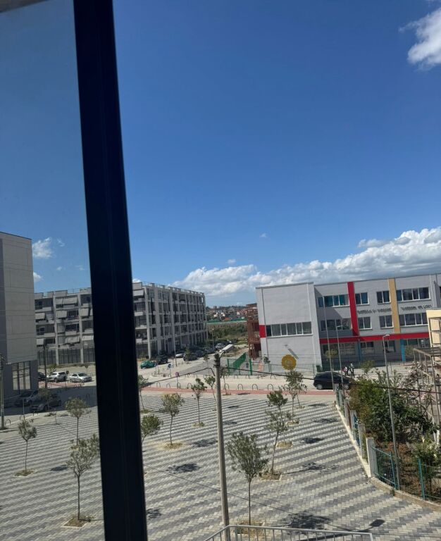 Qera | Apartament 3 + 1 | Rruga 5 Maji | 500 €/muaj