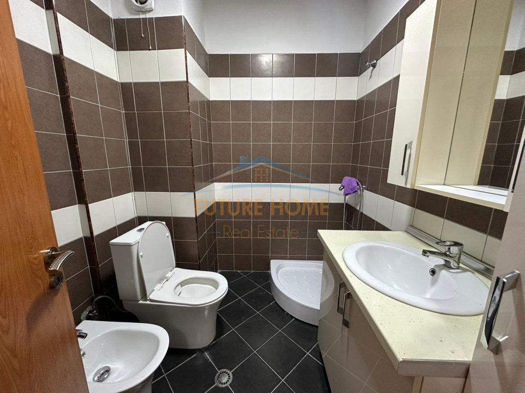 Shitje,Apartament 1+1,Unaza Re ! 120,000 €