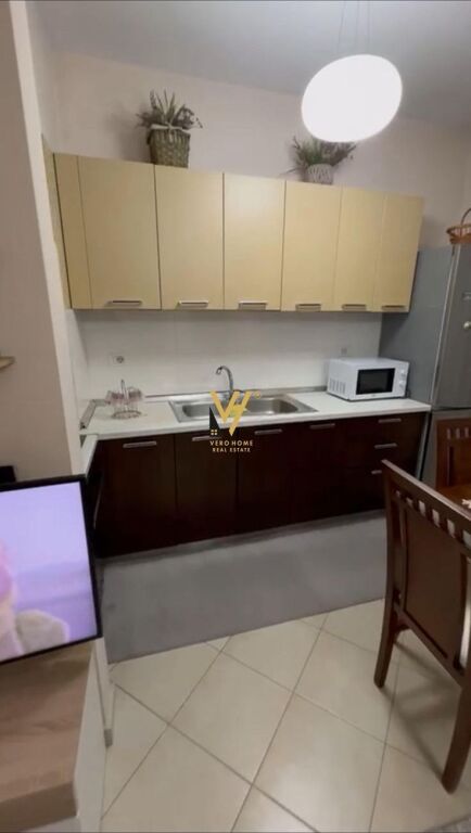 JEPET APARTAMENT 1+1+BLK ME QERA NE ASTIR 45.000 LEKE