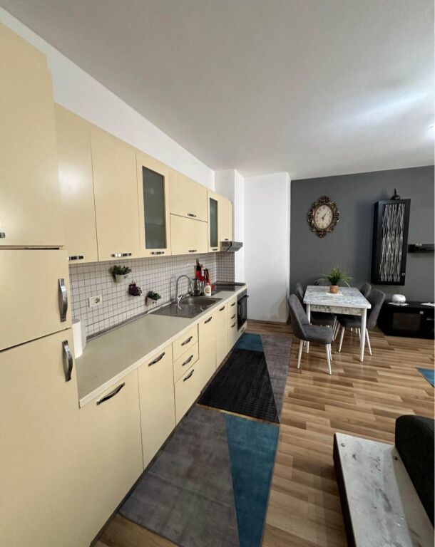 APARTAMENT NE SHITJE 1+1 NE KAMEZ ME HIPOTEKE