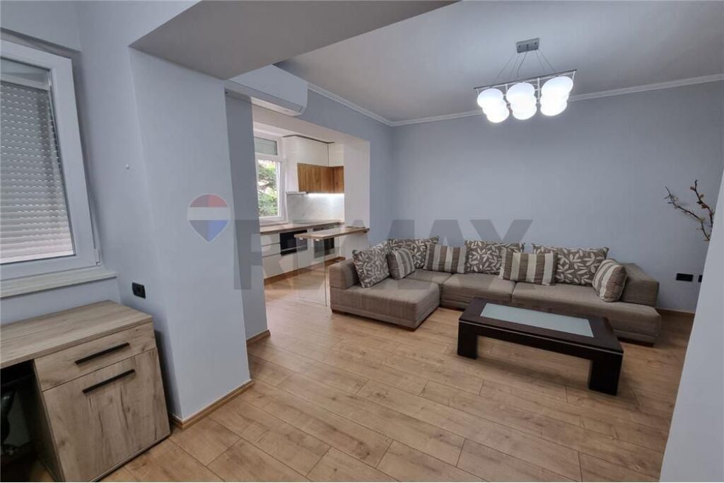 APARTAMENT 1+1 PER QIRA TE MYSLYM SHYRI!